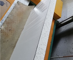 阻燃泡沫夾芯板與復合板的區別在哪？